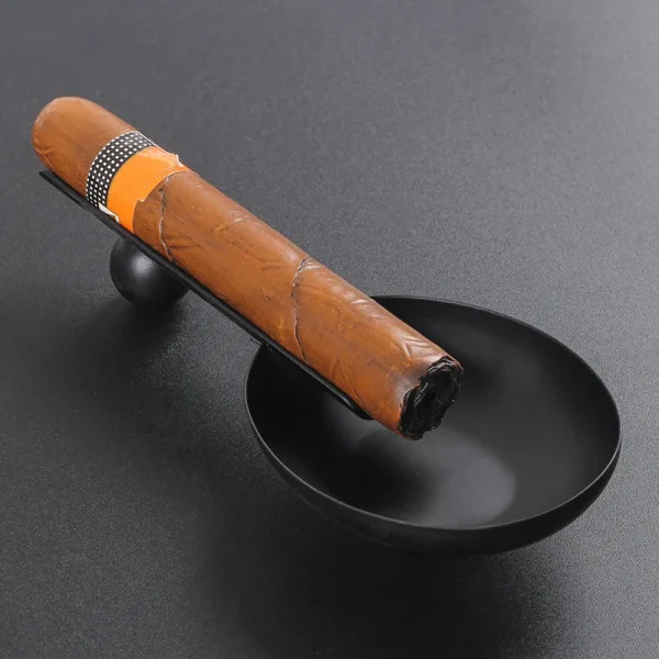 Stainless Steel Cigar Ashtray for Patio Outdoor Spoon Shape Portable Ash Tray with Cigar Holder Smoking Accessories